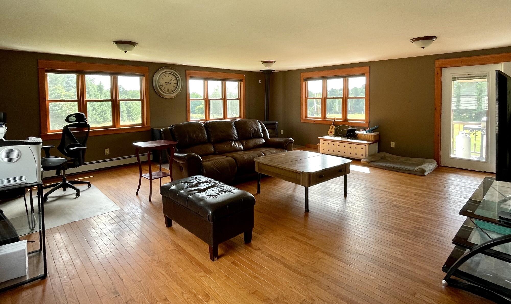 3579 Middle Road Sidney, ME 04330 - Photo 31 of 41 Great Room