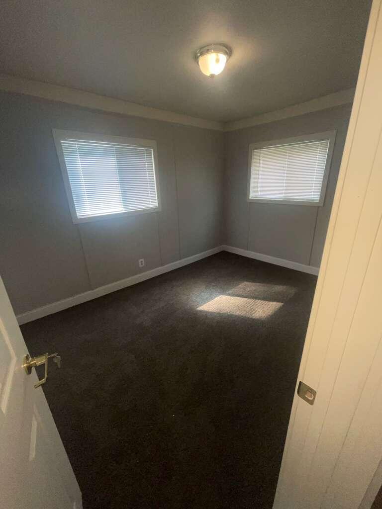 3158 Hickory Street Inkster, MI 48141 - Photo 11 of 19 PHOTO-2026-04-08-19-36-18 (4)