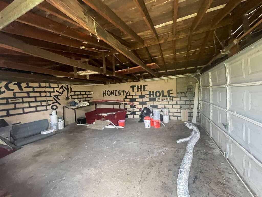 3158 Hickory Street Inkster, MI 48141 - Photo 7 of 19 PHOTO-2026-04-08-19-36-19 (1)