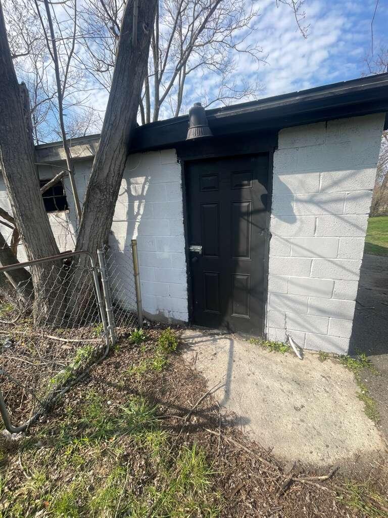 3158 Hickory Street Inkster, MI 48141 - Photo 8 of 19 PHOTO-2026-04-08-19-36-19