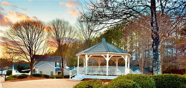 $1,975 | 968 Windcroft Circle Northwest, Acworth, GA 30101