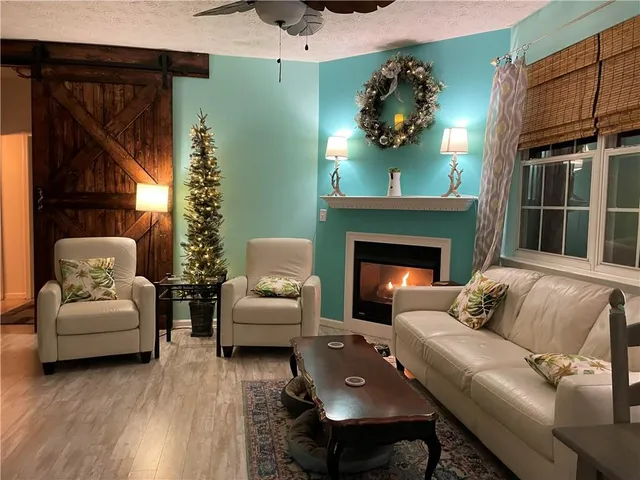 $1,975 | 968 Windcroft Circle Northwest, Acworth, GA 30101