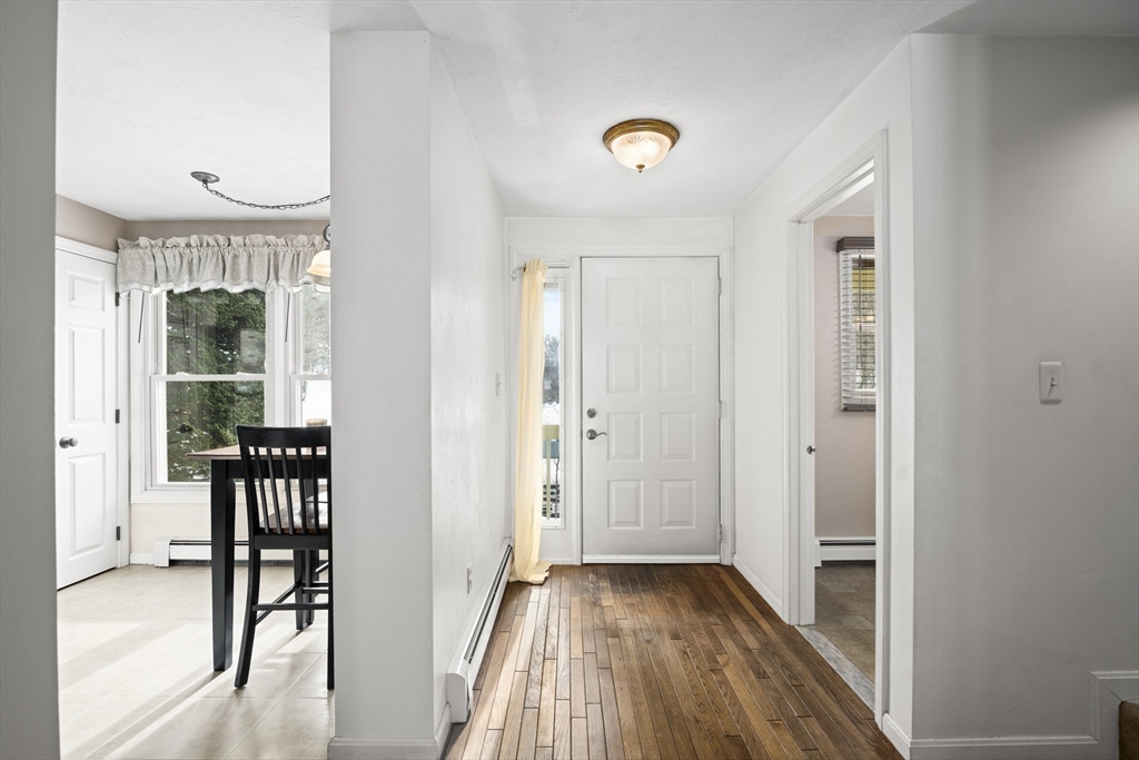 7 Fieldstone Drive, Unit 7 Upton, MA 01568 - Photo 6 of 30 a view of a hallway with interior of the house