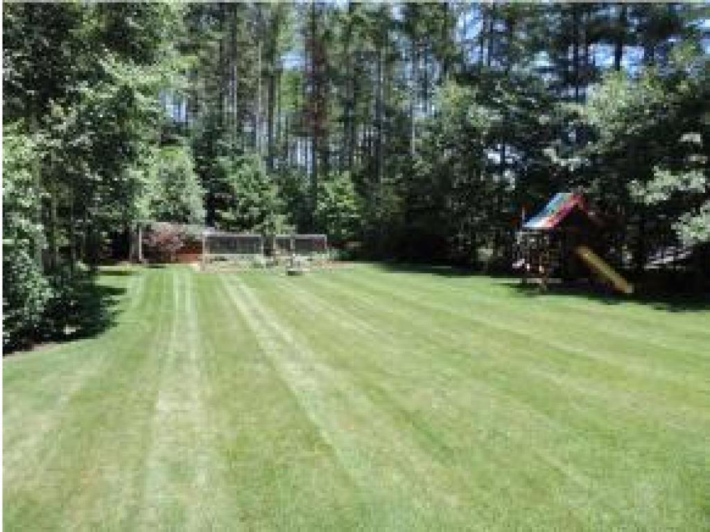 23 Fort Hill Road Nottingham, NH 03290 - Photo 3 of 35