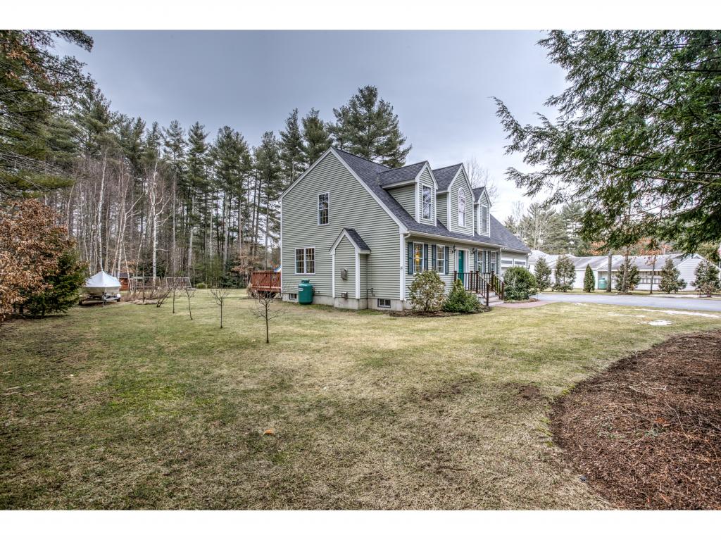 23 Fort Hill Road Nottingham, NH 03290 - Photo 4 of 35