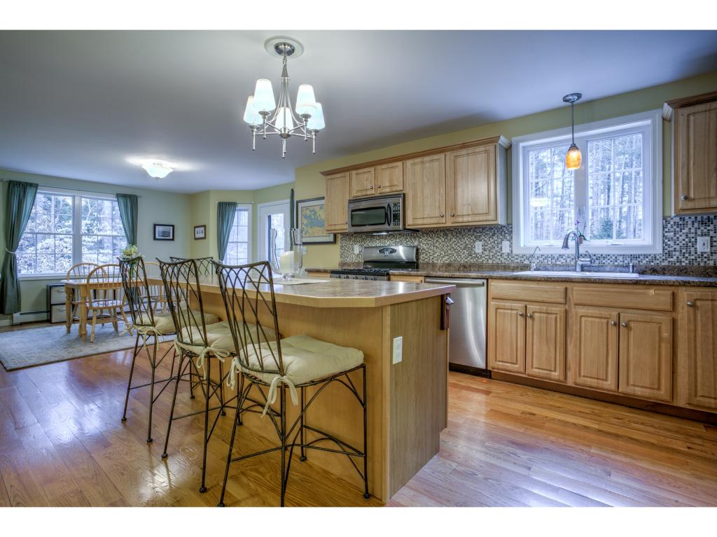 23 Fort Hill Road Nottingham, NH 03290 - Photo 5 of 35
