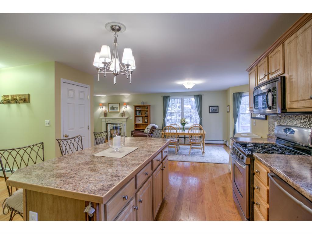 23 Fort Hill Road Nottingham, NH 03290 - Photo 8 of 35