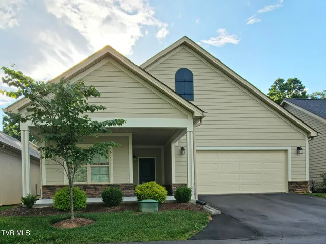 $459,900 | 1470 Hatterdale Farm Road, Blountville, TN 37617