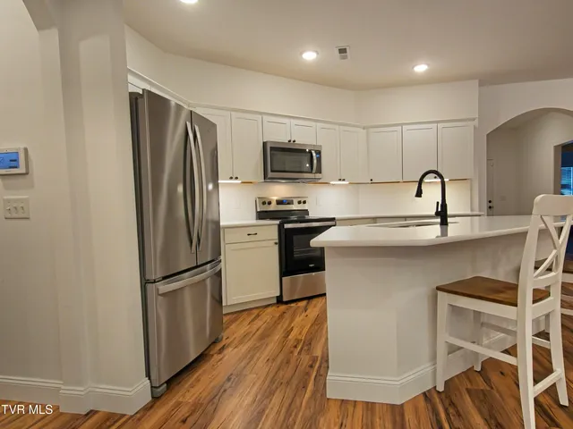 $459,900 | 1470 Hatterdale Farm Road, Blountville, TN 37617