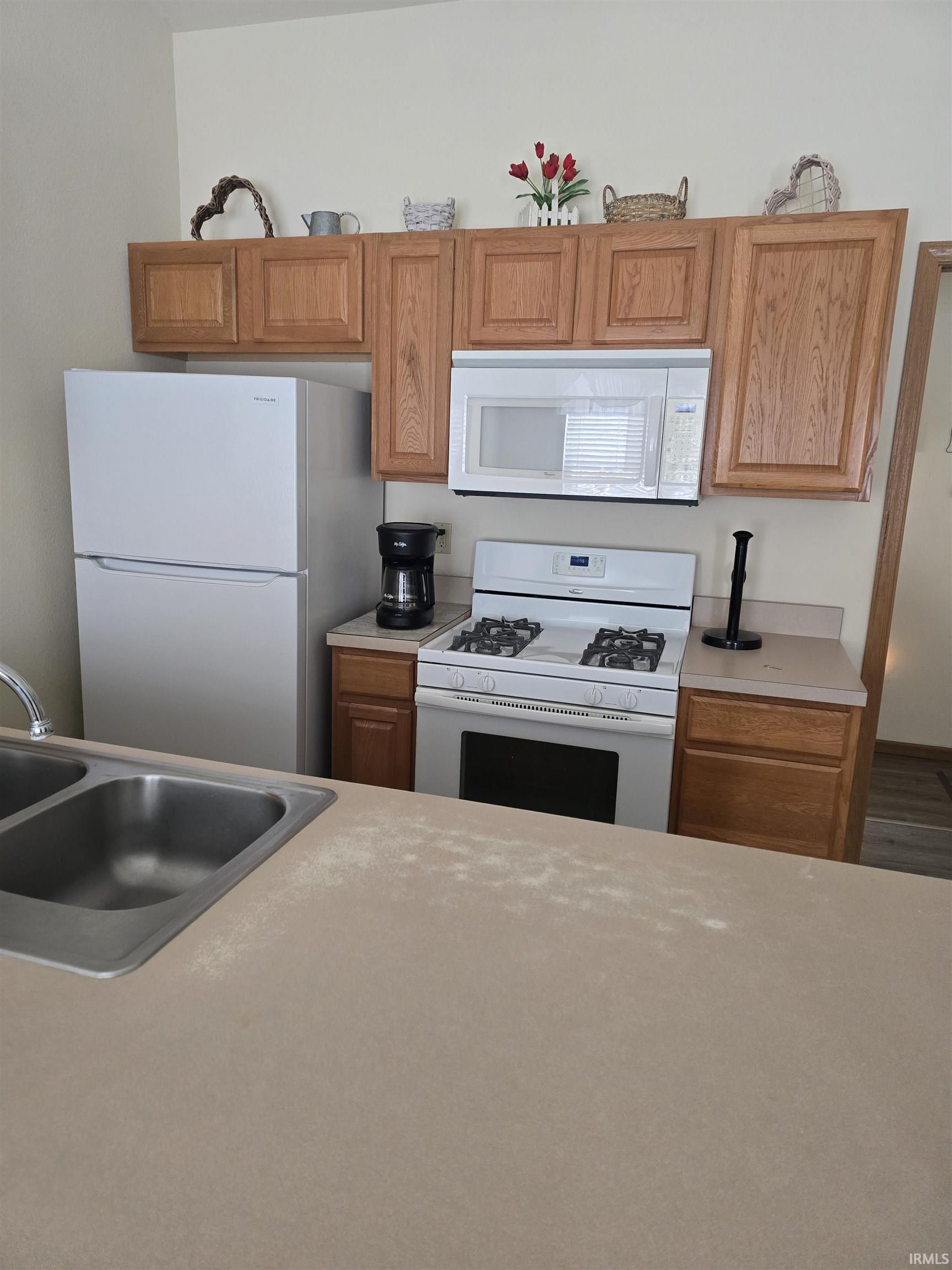 51830 Bittersweet Road Granger, IN 46530 - Photo 8 of 23