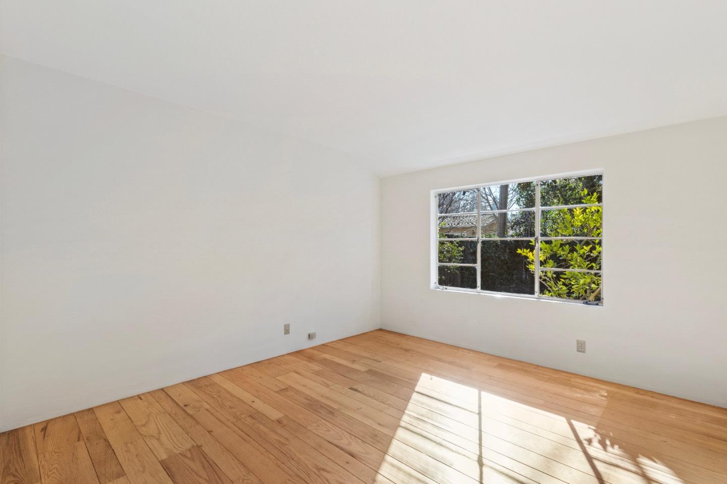 179 Eunice Avenue Mountain View, CA 94040 - Photo 11 of 23 a view of an empty room with a window