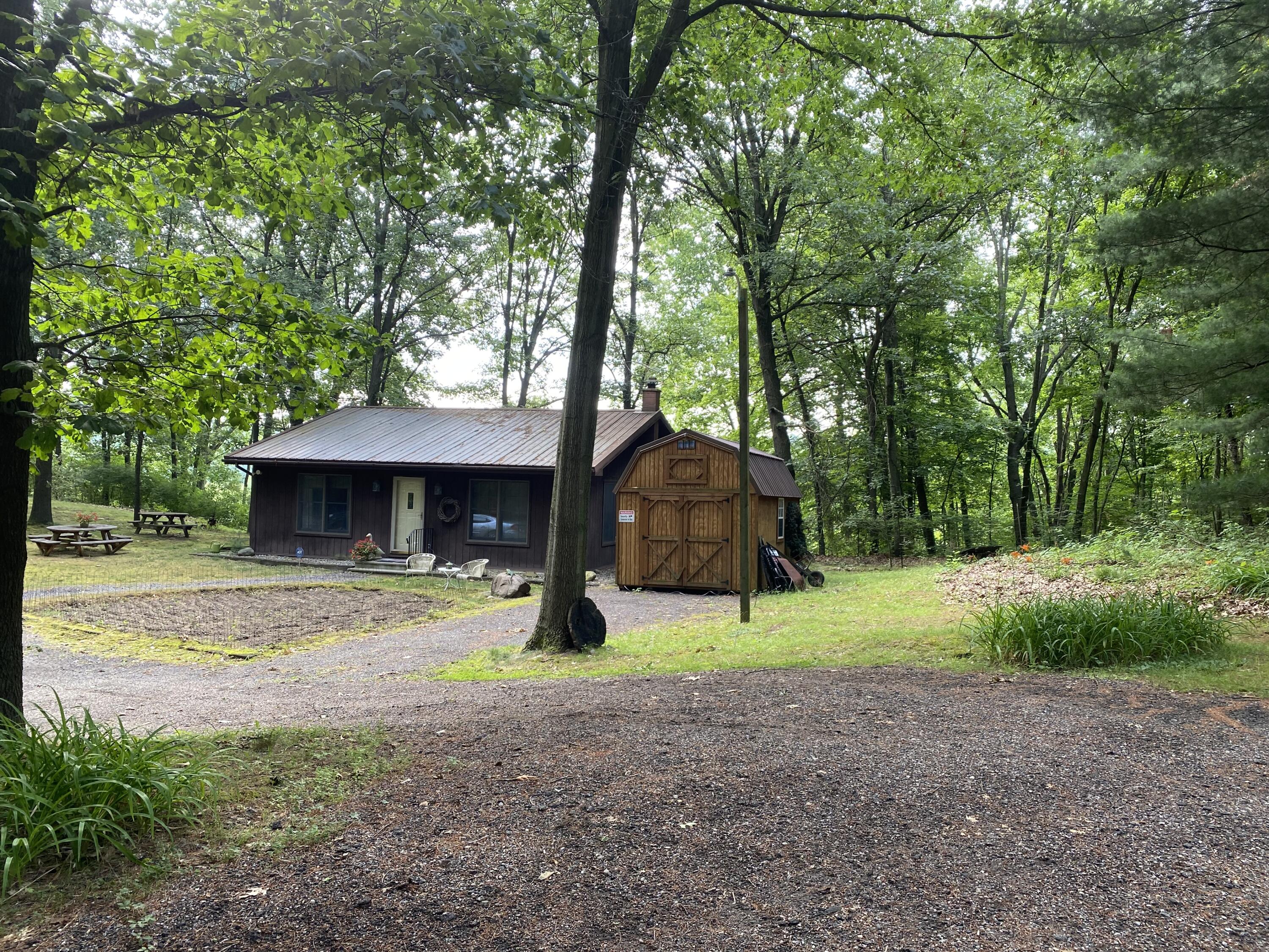 10221 West Guernsey Lake Road Delton, MI 49046 - Photo 1 of 31 IMG_0777