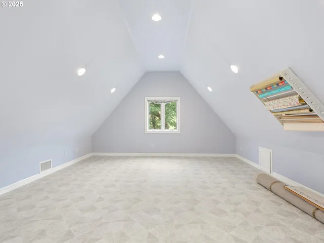 $1,449,000 | 8801 Southeast Walnut Drive, Amity, OR 97101