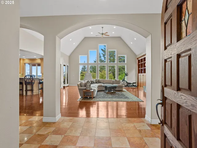 $1,449,000 | 8801 Southeast Walnut Drive, Amity, OR 97101