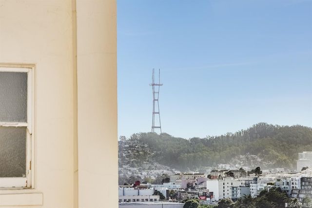 a view of a entryway door of the house