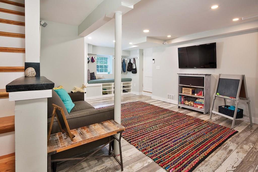 78 Columbine Road Milton, MA 02186 - Photo 12 of 14 Gallery Image 12