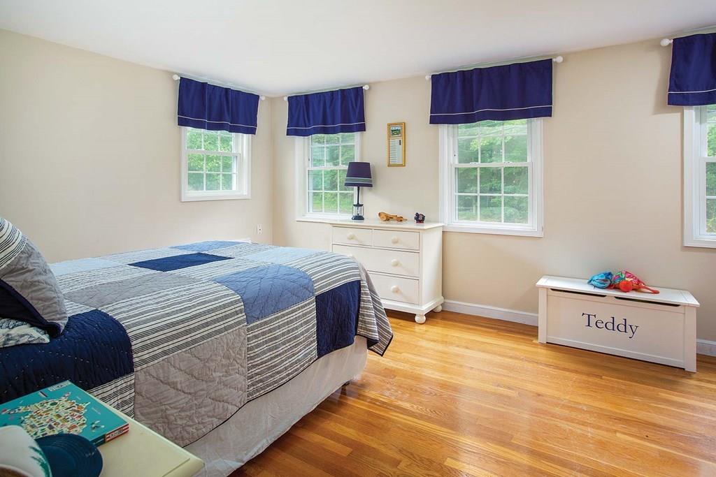 78 Columbine Road Milton, MA 02186 - Photo 8 of 14 Gallery Image 8