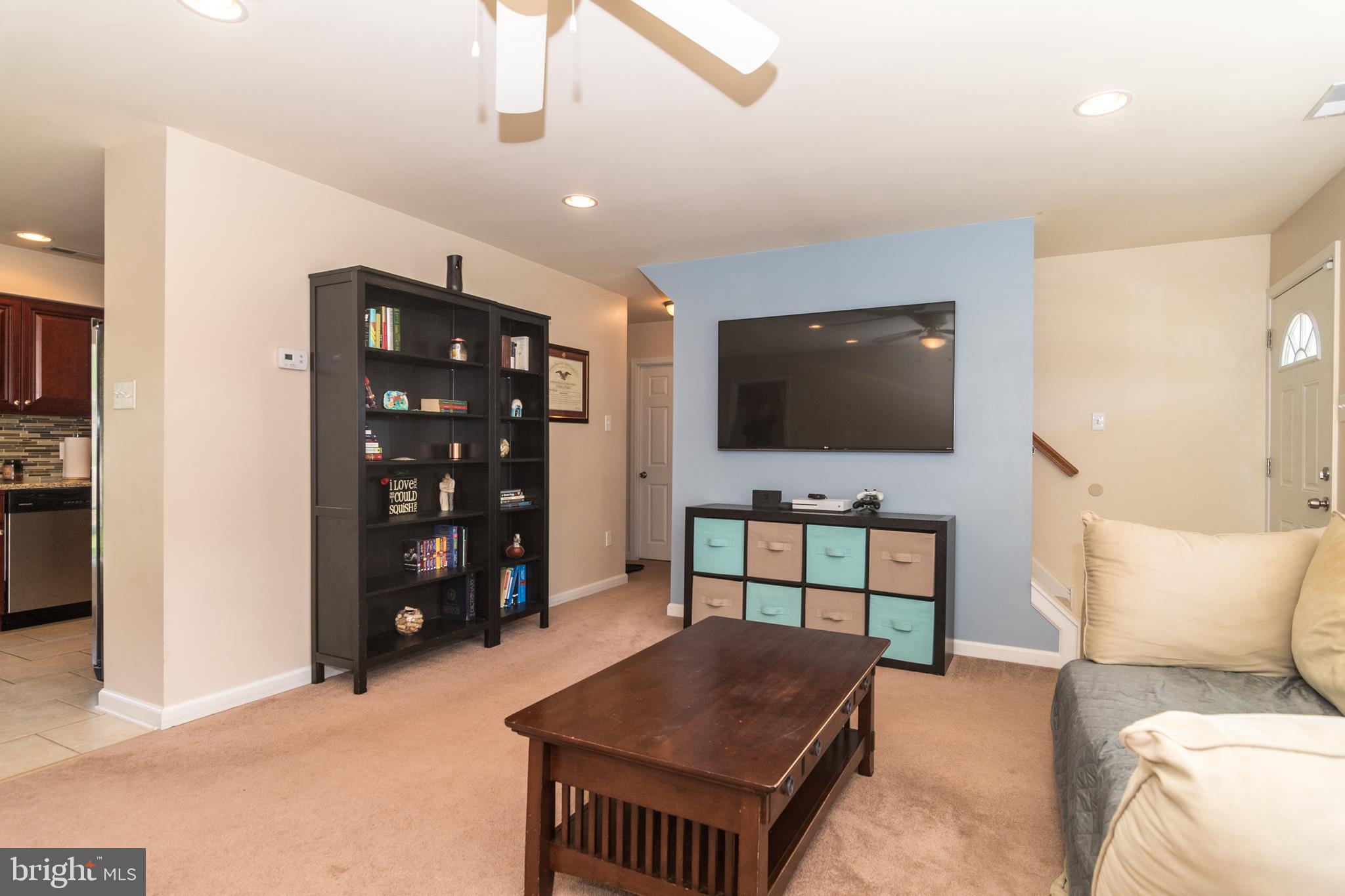 34 Cinnamon Road Levittown, PA 19057 - Photo 7 of 31 Living Room