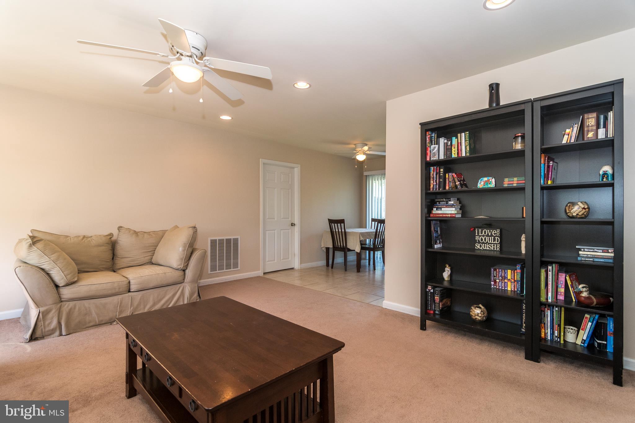 34 Cinnamon Road Levittown, PA 19057 - Photo 8 of 31 Living Room