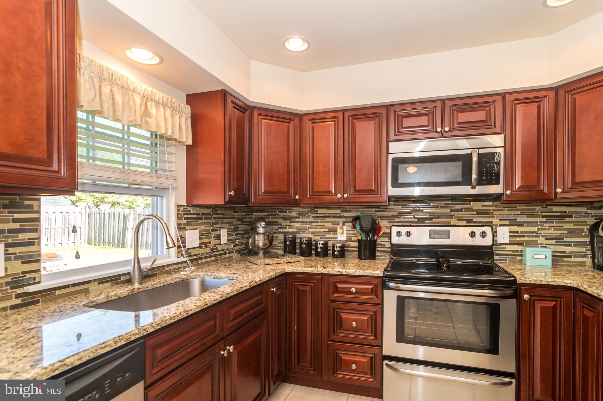 34 Cinnamon Road Levittown, PA 19057 - Photo 9 of 31 Kitchen