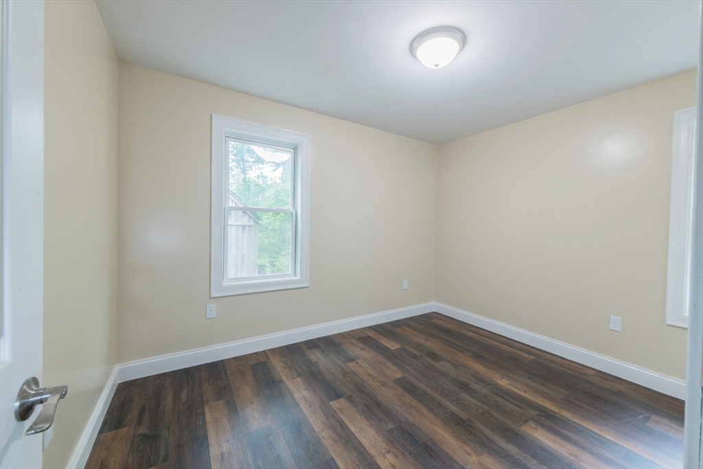 230 Roxy Cahoon Road Plymouth, MA 02360 - Photo 12 of 19 Gallery Image 12