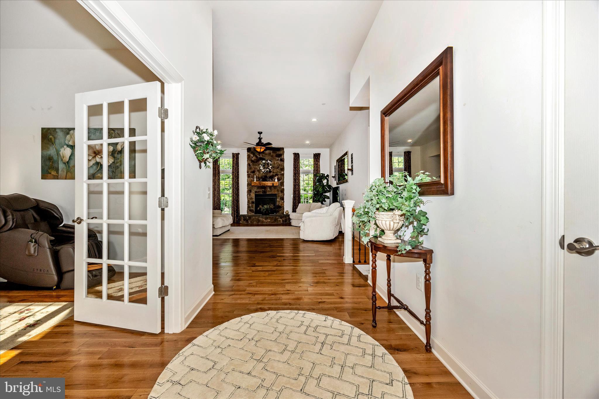 7145 Linganore Road New Market, MD 21774 - Photo 4 of 55 Foyer