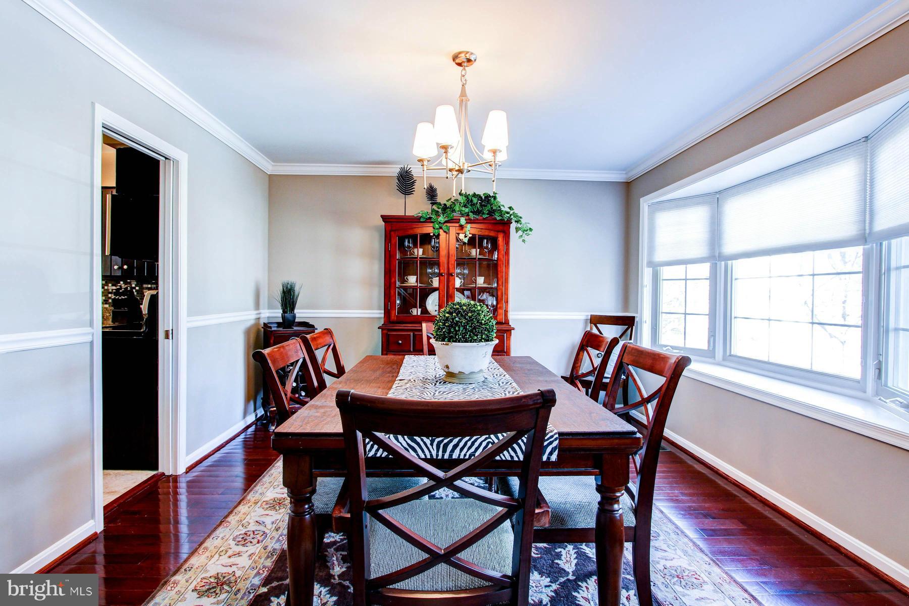 732 West Glebe Road Alexandria, VA 22305 - Photo 4 of 28 Dining Room