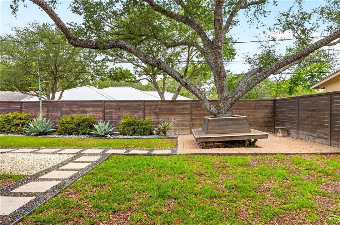 442 Bermuda Place Corpus Christi, TX 78411 - Photo 38 of 40