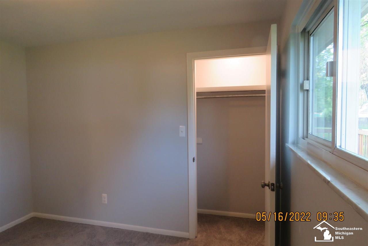16456 Allen Road Taylor, MI 48180 - Photo 28 of 63