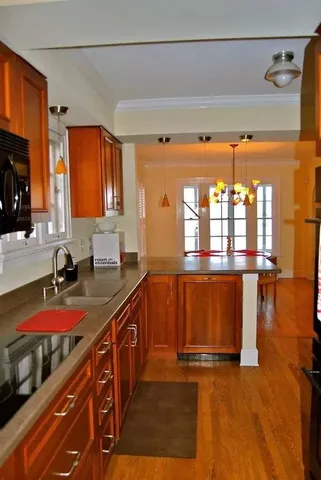 $6,150 | 1215 Farwell Drive, Madison, WI 53704