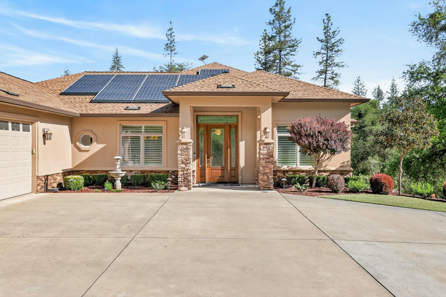 4554 Cross Creek Road Cool, CA 95614 - Photo 6 of 92 Gallery Image 6