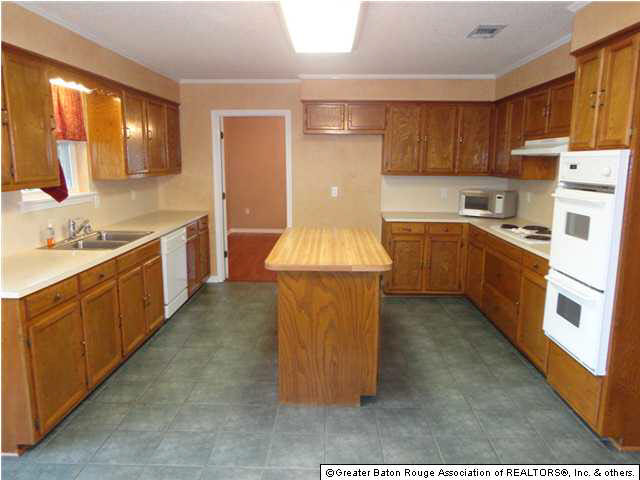 4464 Blecker Drive Baton Rouge, LA 70809 - Photo 8 of 32 Gallery Image 8