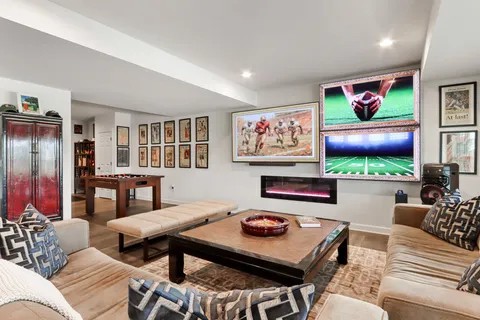 $1,180,000 | 565 North Boulder Ridge Drive, Lake Geneva, WI 53147