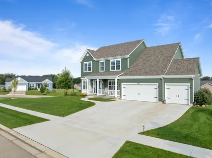 $1,180,000 | 565 North Boulder Ridge Drive, Lake Geneva, WI 53147