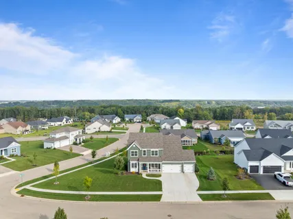 $1,180,000 | 565 North Boulder Ridge Drive, Lake Geneva, WI 53147