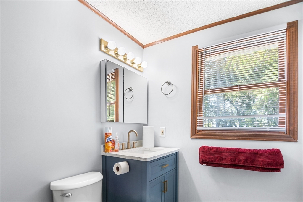 160 High Street, Unit 160 Lawrence, MA 01841 - Photo 21 of 27