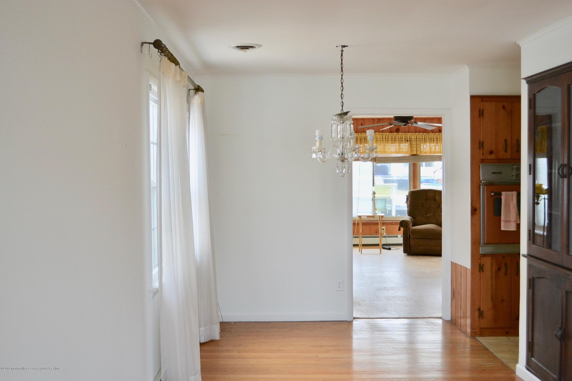 1708 Riviera Court Point Pleasant, NJ 08742 - Photo 3 of 16 Open concept potential