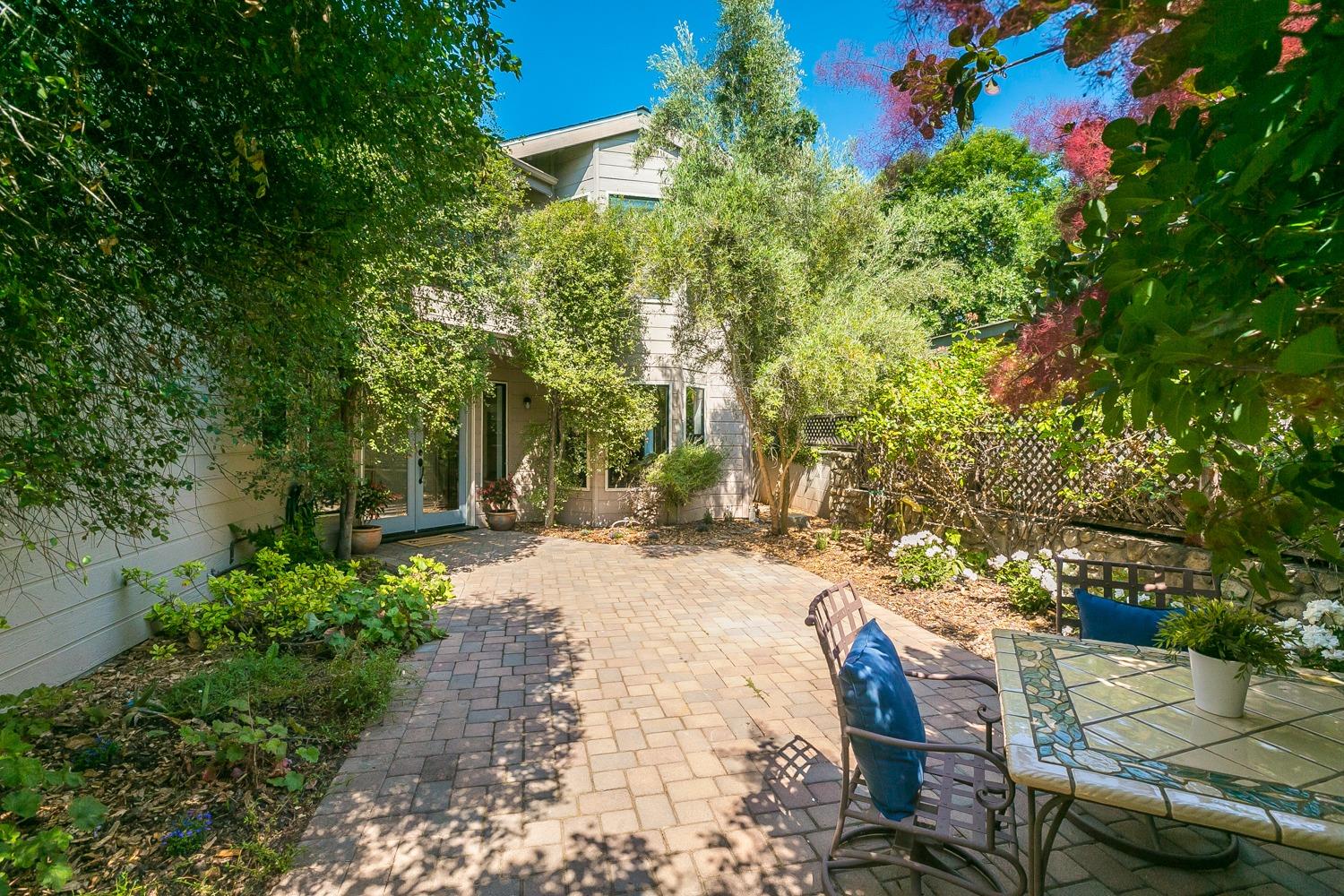 407 Park Road Ojai, CA 93023 - Photo 8 of 41 Gallery Image 8