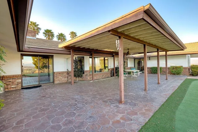 $3,150,000 | 576 Camino De La Cima, San Marcos, CA 92078