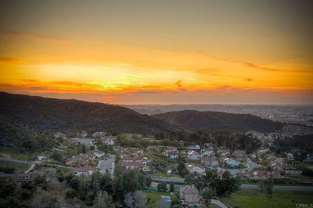 $3,150,000 | 576 Camino De La Cima, San Marcos, CA 92078