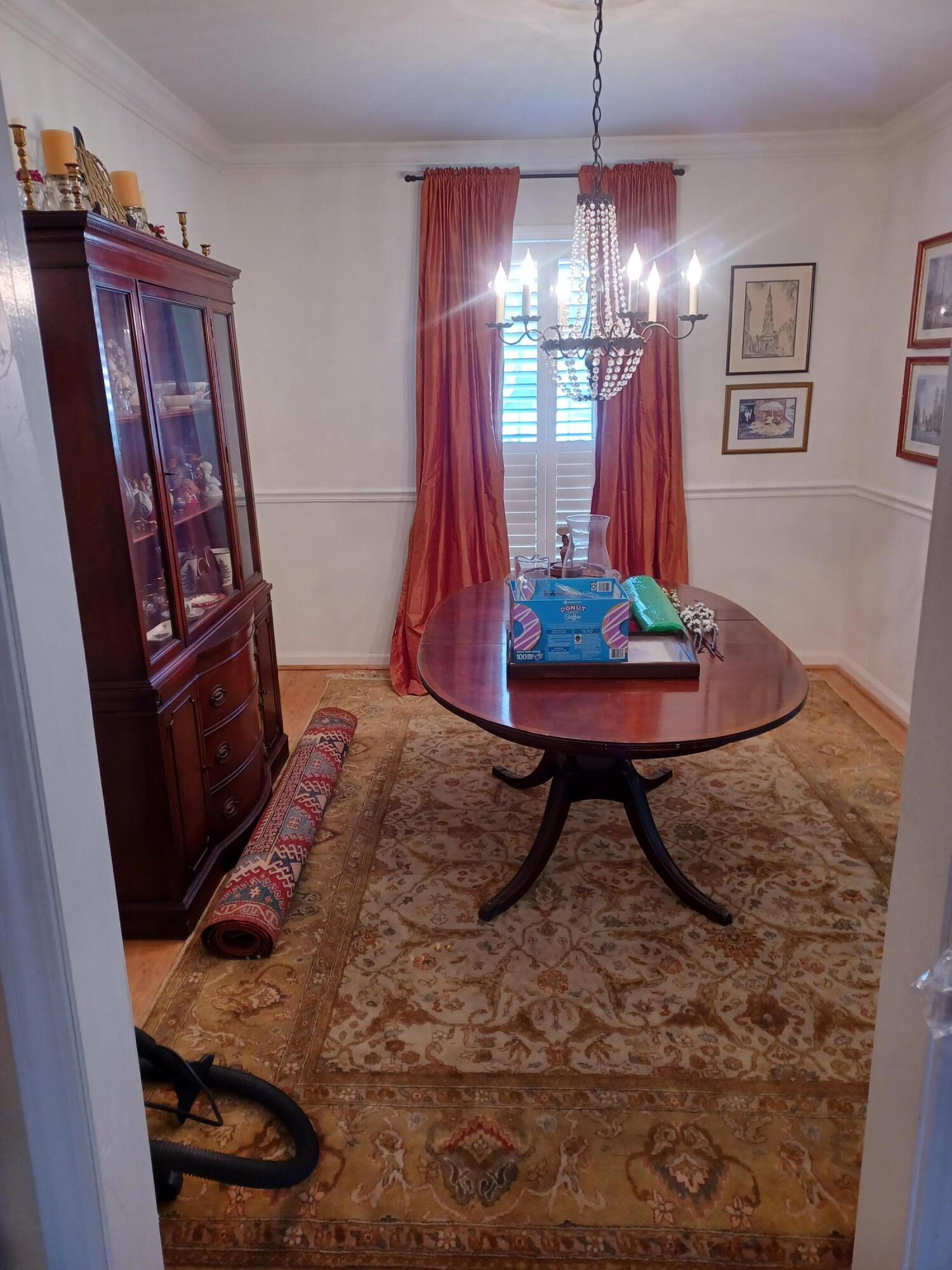 658 Pelzer Drive Mount Pleasant, SC 29464 - Photo 2 of 6 20230307_112128