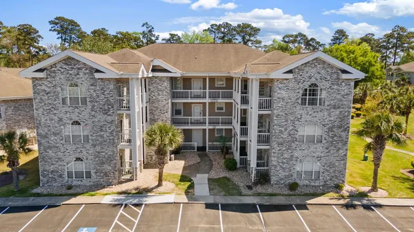 $199,900 | 4765 Wild Iris Drive, Unit 35202, Myrtle Beach, SC 29577