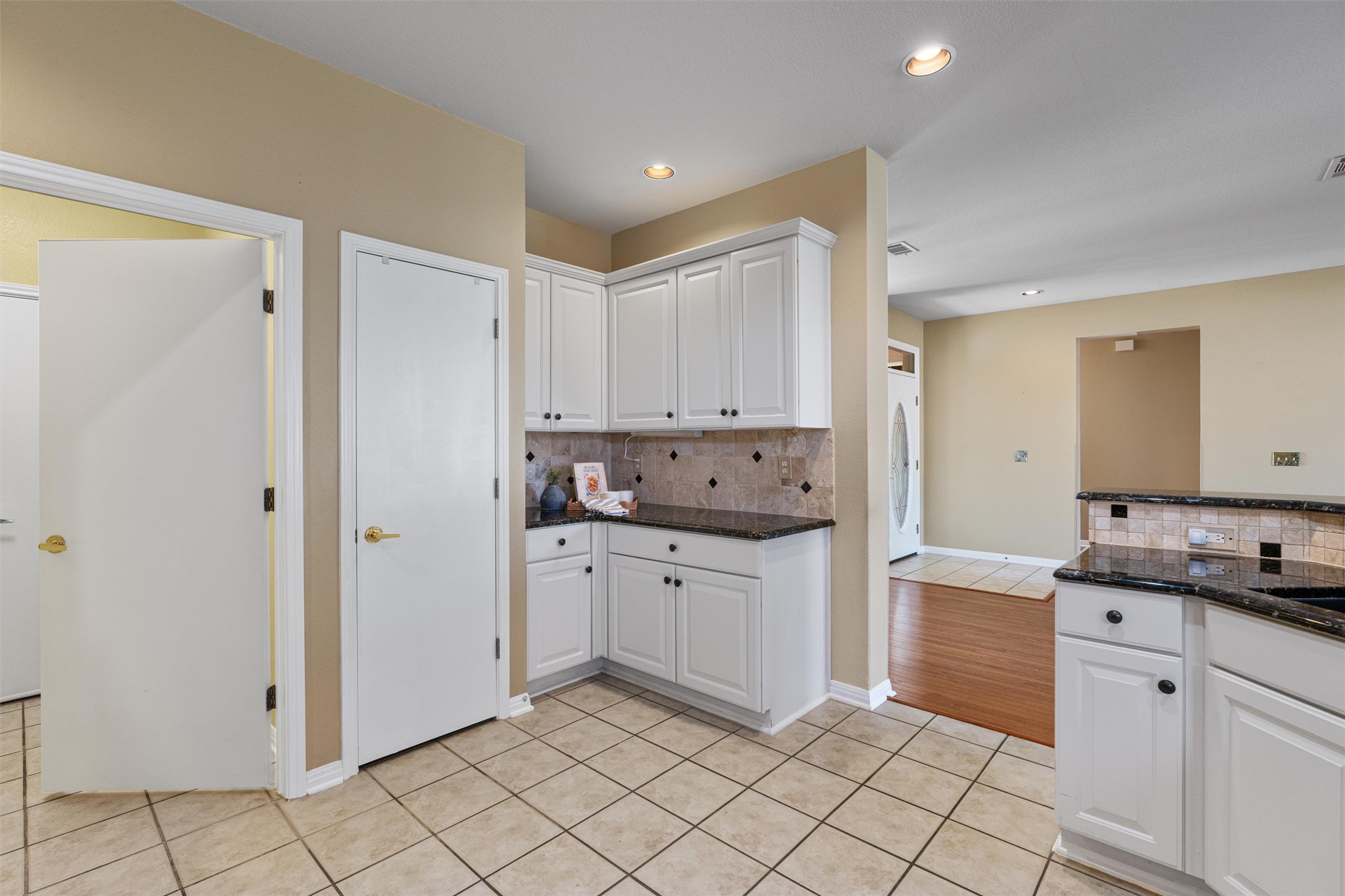113 Coreopsis Way Georgetown, TX 78633 - Photo 15 of 37