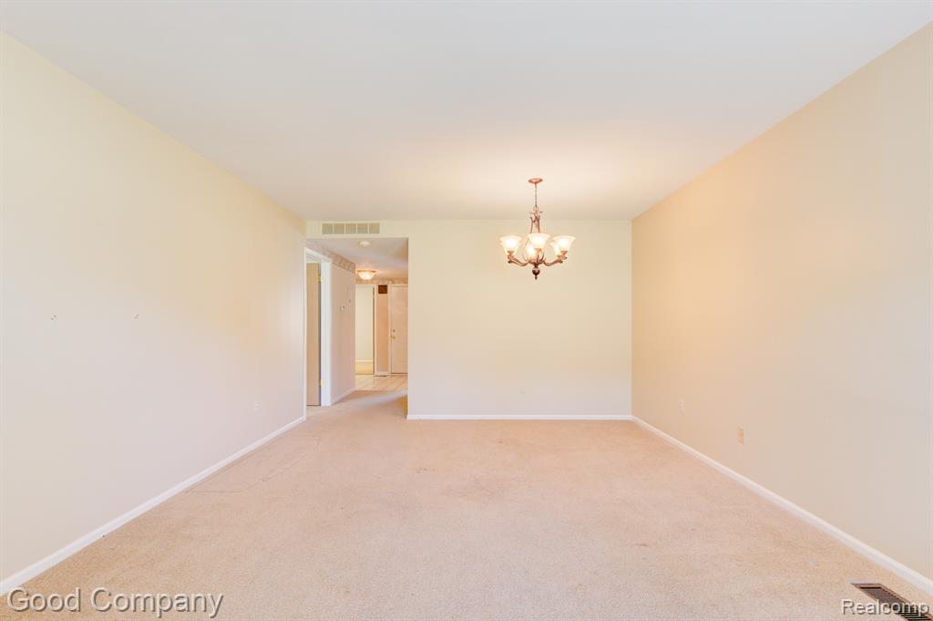 936 Wexford Way Rochester Hills, MI 48307 - Photo 10 of 40