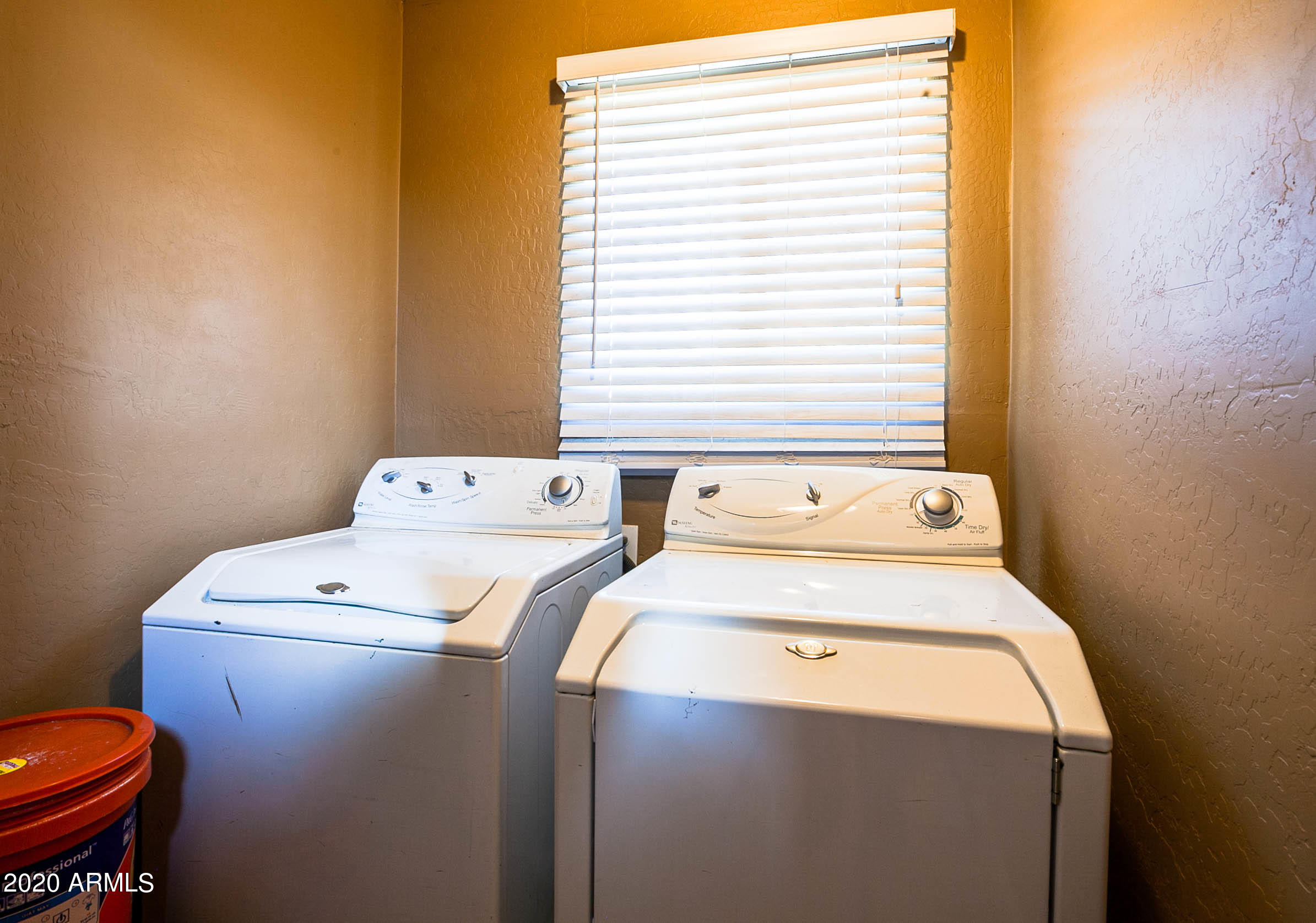 6512 West Cheery Lynn Road Phoenix, AZ 85033 - Photo 14 of 15 cheery lynn gregorio-15