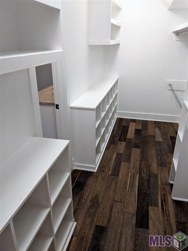 2360 Tulip Street Baton Rouge, LA 70806 - Photo 12 of 38 Master Closet