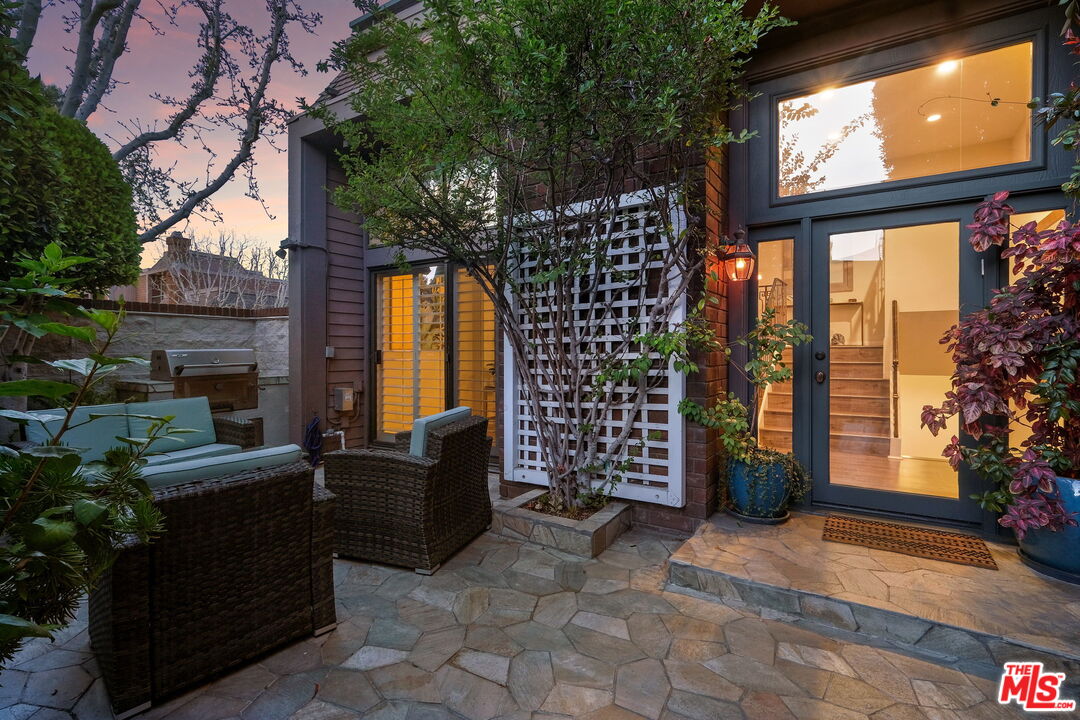 4549 Alla Road, Unit 1 Marina del Rey, CA 90292 - Photo 2 of 43