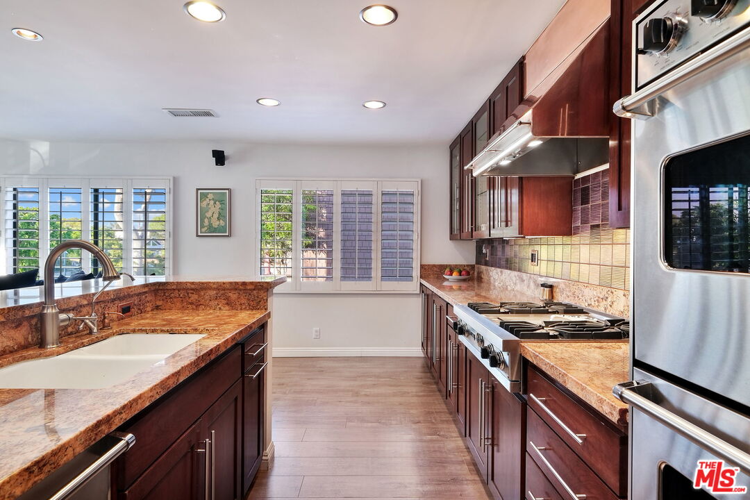 4549 Alla Road, Unit 1 Marina del Rey, CA 90292 - Photo 20 of 43