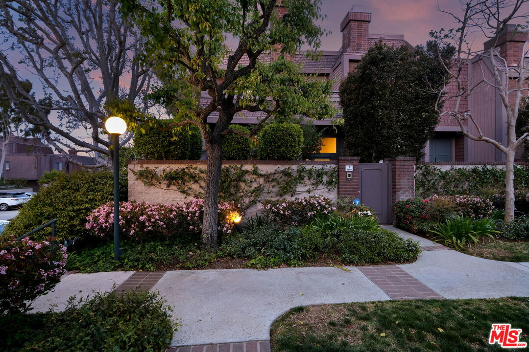 4549 Alla Road, Unit 1 Marina del Rey, CA 90292 - Photo 42 of 43