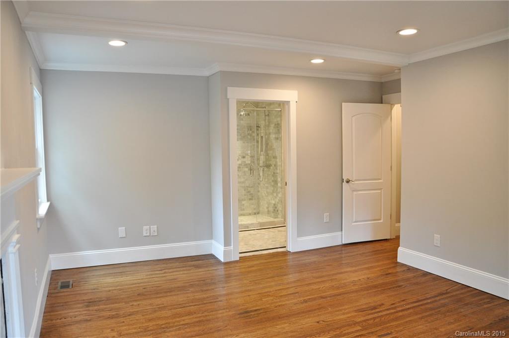 1439 Crystal Road, Unit 7 Charlotte, NC 28205 - Photo 14 of 24 Gallery Image 14